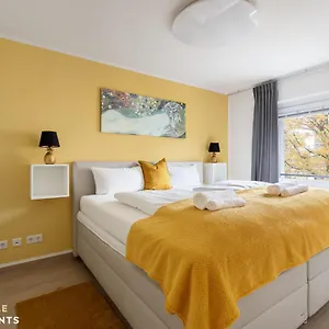 Pineapple Zwinger Ix - 80 Qm - 1x Free Parking - Deutschland