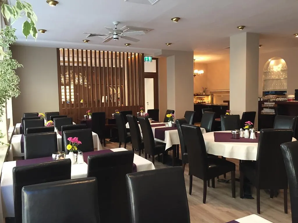 Hotel Antares Muenchen  Münih
